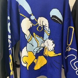 NWT Disney Donald Duck men’s XL knit sweater with sleeve hits